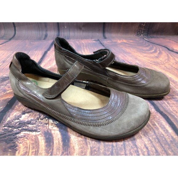 NAOT Kirei Brown Suede Leather Mary Jane Shoes Womens 39 / 8 (2e14) - Picture 3 of 10